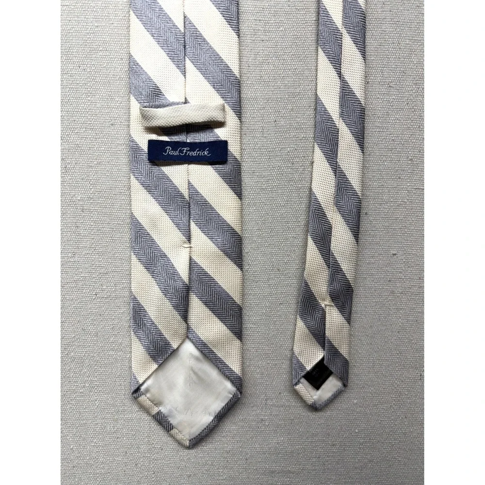 Paul Fredrick Mens Silk Necktie Gray Cream Herringbone Diagonal Stripe Tie